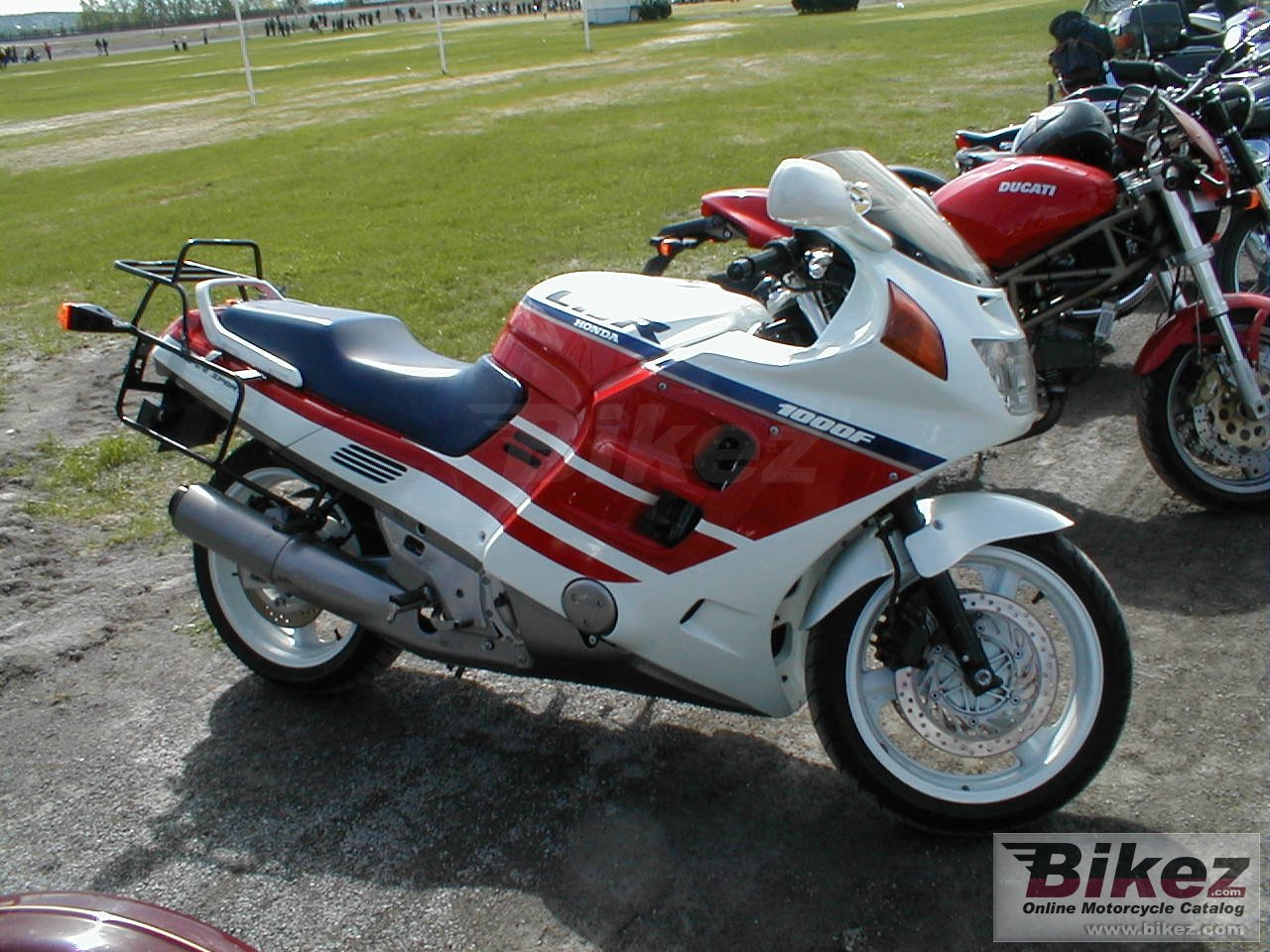 Хонда cbr 1000 ф